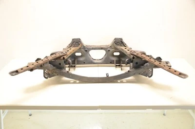 06-15 Conjunto travesaño suspensión trasera Mazda MX-5 MIATA  Foto 1 de 4