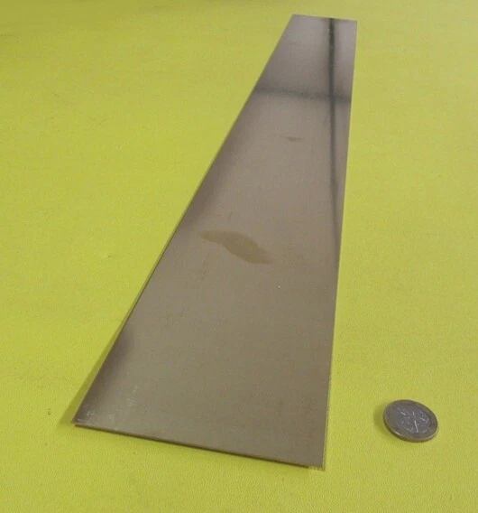 Barra plana de latón 260 .025" de grosor x 4.0" de ancho x 36" de largo Foto 1 de 4