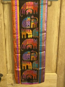 Bufanda para gato Laurel Burch colorida arco iris 100 % seda 11" x 53" firmada - Imagen 1 de 6