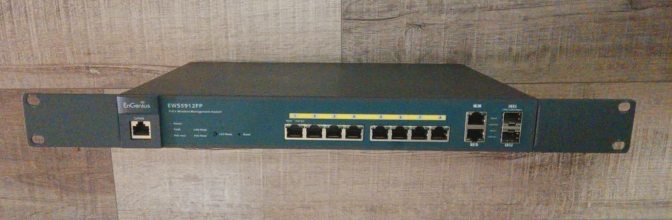 EnGenius Network 8Port Gigabit Switch ~ EWS5912FP ~ W/EARS - Image 1 of 4