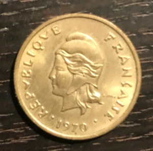 NEW HEBRIDES 2 Francs 1970 Paris France Coin - Bild 1 von 2