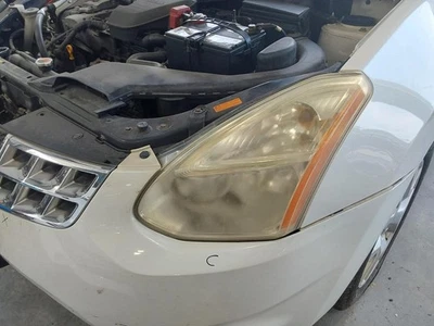 Used Left Headlight Assembly fits: 2011 Nissan Rogue halogen Left Grade C - Image 1 of 4