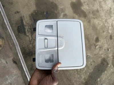 2013-2017 Hyundai Elantra GT Overhead Console Dome Map Light Lamp - Image 1 of 4