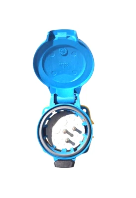 Meltric 01-N4165-001 PN20 Inlet 120 VAC 20A Blue Poly Receptacle Outlet - Image 1 of 4