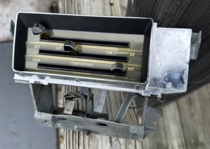 Used NON / AC CLIMATE CONTROL UNIT 67 Chevelle, El Camino U.S. Shipping Incl. - Picture 1 of 4