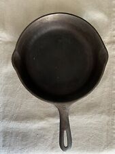 VINTAGE Unmarked Wagner cast iron skillet #6. Made In The USA 9 Inch Skillet