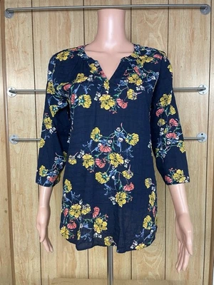 Blusa Van Heusen azul amarela estampa floral comprimento 3/4 manga decote V tamanho P - Imagem 1 de 4