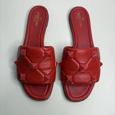 Valentino Rockstud Red Quilted Leather Slide 39.5 100% authentic With dust bag - Image 1 of 4