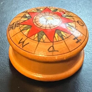 Lustige handgefertigte Holzkiste Kardinal Richtung Alchemie Symbole bemalt 2,5 x 1" - Bild 1 von 5