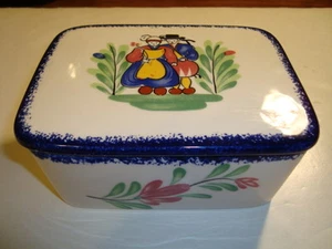 French faience box with its lid made by Pornic, Brittany, w-6"/ d-4.75"/ h-3" - Picture 1 of 5