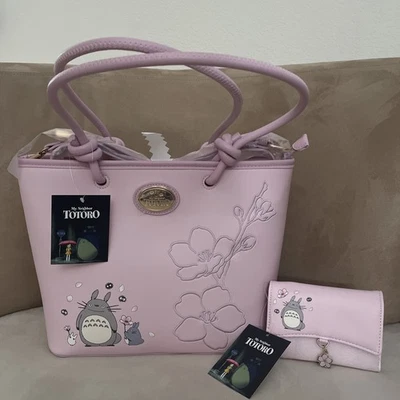 Nuevo con etiquetas Studio Ghibli My Neighbor Totoro Rosa Flor de Cerezo Bolso de Mano y Cartera Lote Foto 1 de 4