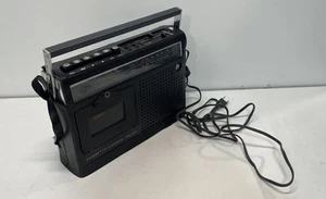 Sony CF 400 FM AM Cassette Radio - Zdjęcie 1 z 8