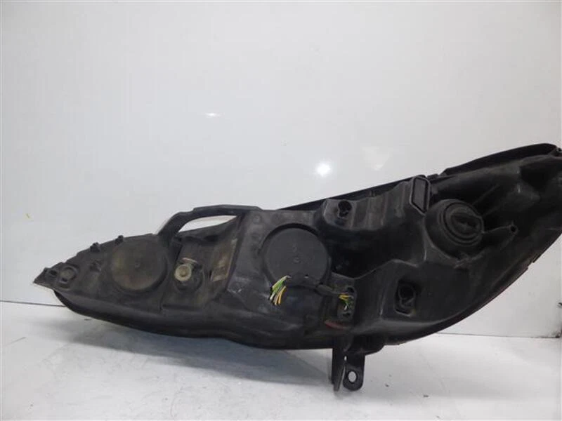 0 301 213 202 headlamp rh 19790 for PEUGEOT 407 2.0 HDI 2006 - Image 1 of 4