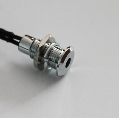 LED mit Fassung Flach verkabelt 3mm/ 5mm  5V / 12V /24V mit 20cm Kabel  - Bild 1 von 4