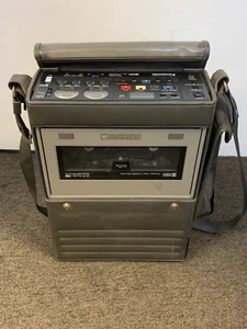 Panasonic S-VHS AG-7400 Video Cassette Recorder for Parts Only - Picture 1 of 7