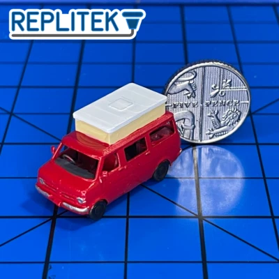 REPLITEK Spur N Bedford CF Poptop Campervan / Wohnmobil - rot