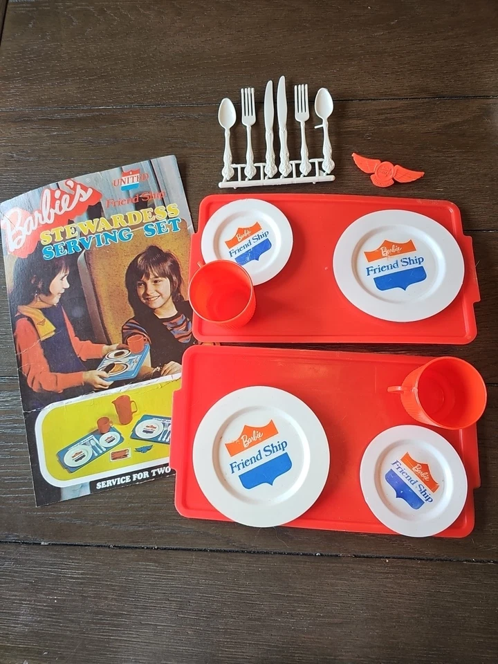 Juego de servir azafata vintage HG Toys 1974 Barbie's United Friendship Foto 1 de 4