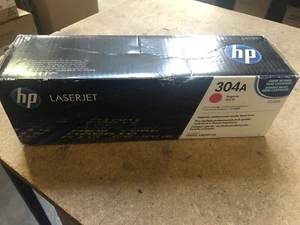 HP 304A / CC533A MAGENTA TONER - GENUINE - Picture 1 of 1