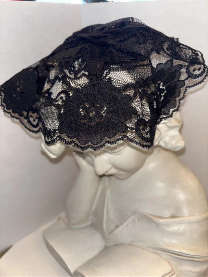 "Gorra de 10"" de encaje de oración capilla templo negra con peine para el cabello cubierta para la cabeza nueva en paquete" Foto 1 de 4