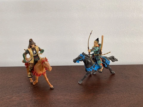 Plastoy-Samurai Shogun Warriors w/Horses - 4 piece set, archer, soldier, horses Cover