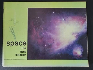 SPACE...THE NEW FRONTIER NASA BOOKLET 1963 BW PHOTOS! 72 PAGES! RARE! - Picture 1 of 6