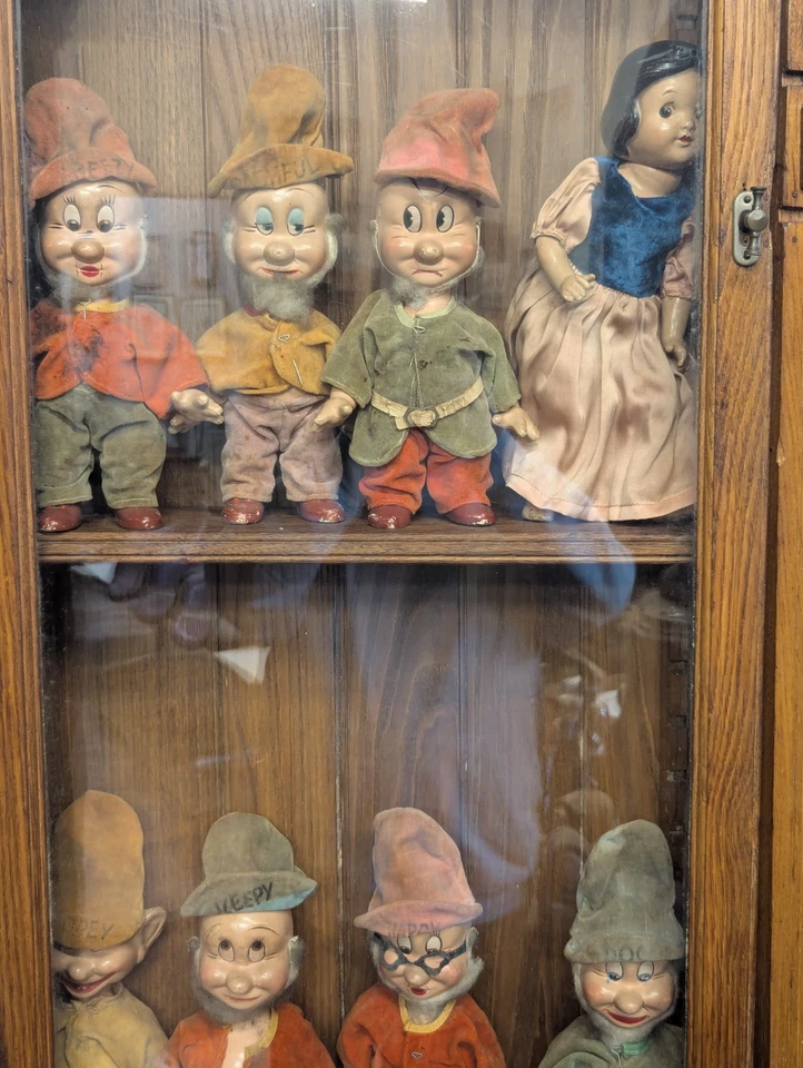 Rare 1930s Disney Snow White The Seven Dwarfs Composition Dolls Complete  - Image 1 of 4