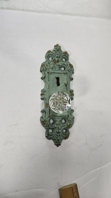 "Placa de puerta decorativa ornamentada de hierro fundido antigua perilla de vidrio acrílico verde 7-1/2"" L" Foto 1 de 4