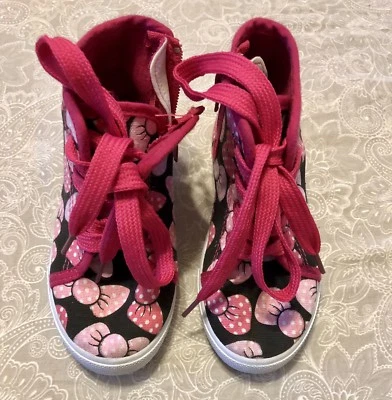 Zapatillas altas con lazo rosa para niñas pequeñas talla 9 usadas en excelente estado Foto 1 de 2