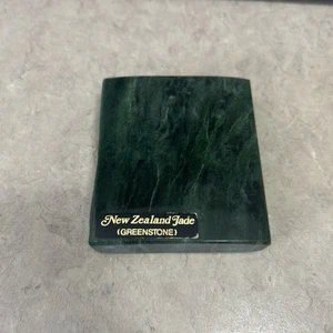 NUEVA ZELANDA JADE (PIEDRA VERDE) PISAPAPELES PULIDO 290 GRAMOS - Imagen 1 de 4