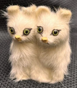 Figura de peluche vintage de peluche de piel real gatito blanco gatos gemelos - Imagen 1 de 6