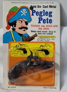 VTG NOS Mini Toy Flintlock Pistol Cap Gun Pirate Pete Keychain SEALED RARE BLEM!