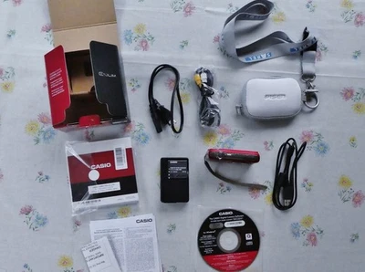 Kompakt Digital-Kamera CASIO Exilim EX-Z200 10 MP rot Zubehörpaket 2 Akku Tasche - Bild 1 von 4