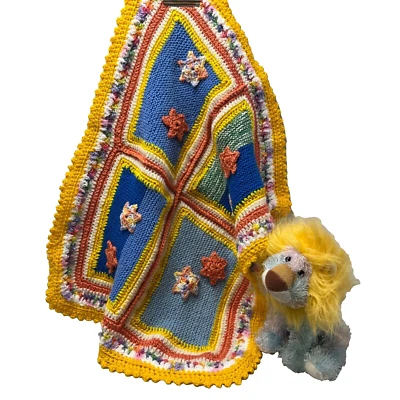 Handmade Crochet Knitted Baby Blanket Throw Pram Cover Star Applique Handmade - image 1 of 4