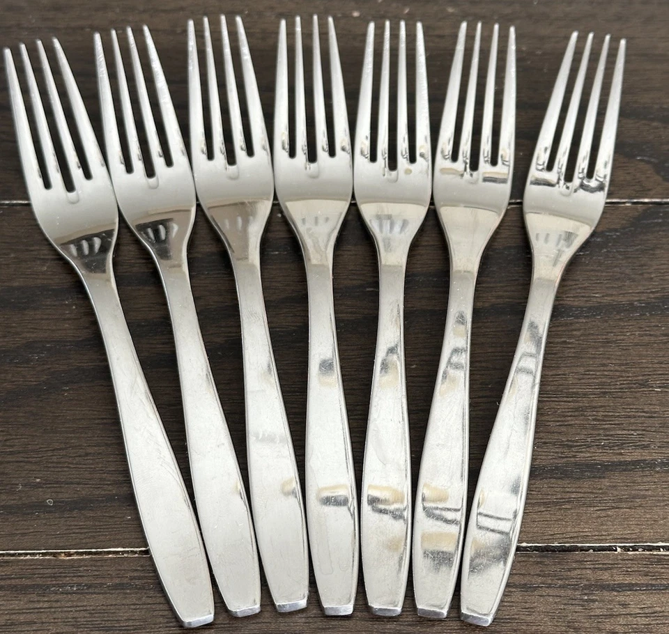 Splendide 18/10 Stainless Steel Vietnam Lot Of 7 Salad Fork - Image 1 of 4