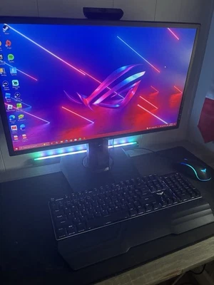 SELLING GAMING SETUP (PC/MONITOR/KEYBOARD,MOUSE/CAMERA) - Image 1 of 4