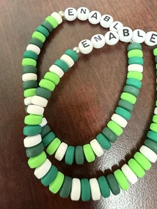 Hermosas pulseras elásticas - Imagen 1 de 3