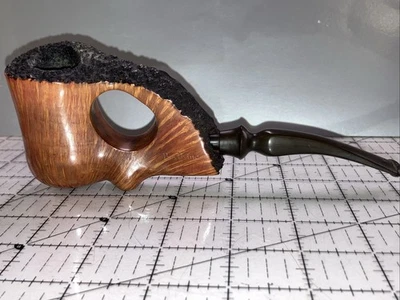 Burl King Freehand Estate Pipe Made In Israel Thumb Hole Very Good No Reserve - Image 1 of 4
