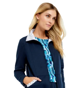 CHAQUETA POLAR NUEVA CON ETIQUETAS NONI B CREMALLERA AZUL MARINO Y BLANCO ADORNOS/PUNTOS AZUL MARINO TALLA XL PRECIO DE VENTA SUGERIDO POR EL FABRICANTE $129.99 - Imagen 1 de 6