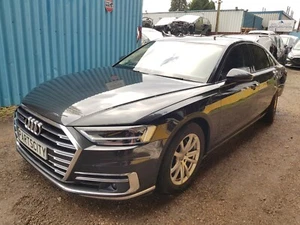Audi A8 4N 50 TDI 3.0 diésel automático 2017 - 4 tuercas de rueda 2020 (piezas rotas) - Imagen 1 de 15
