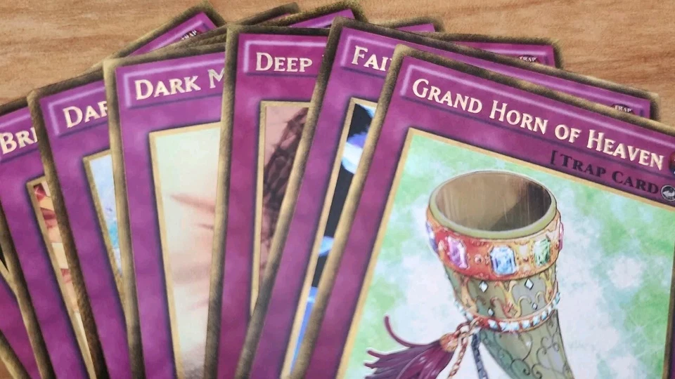 Yugioh! - Random - Traps - Rarity - Rare & Up - (SINGLES) - Image 1 of 1