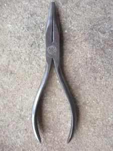 HECSHARP NEEDLE NOSE PLIERS 6" GERMAN MADE NEEDLE NOSE HECSHARP MADE IN GERMANY - Picture 1 of 13
