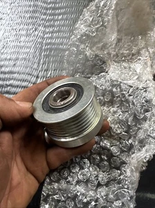 Alternator Clutch OAP Pulley For Volvo XC60 MK1 XC70 MK1 MK2 XC90 MK1 2005 to 16 - Picture 1 of 8