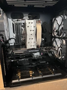 Desktop Computers i7, X99 Deluxe Mother Board with GIGABYTE GeForce GTX 980Ti - Bild 1 von 20