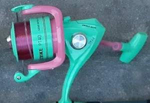 SEA STRIKER PIER SURF SHUR STRIKE PT40 PRE SPOOLED REEL teal/pink - Picture 1 of 1