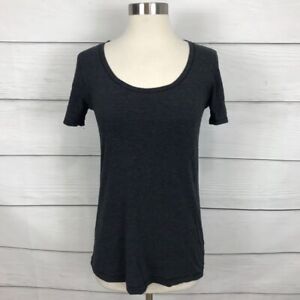 Lululemon Basic T Shirt Charcoal Gray Size 4 / 6 Scoop Neck Short Sleeve Stretch