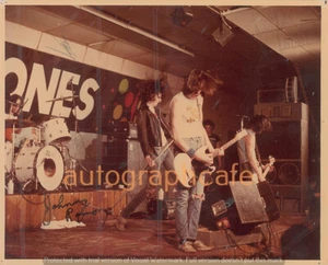 THE RAMONES 8 x 10 Inch Autographed Photo - High Quality Copy Of Original (q) - Picture 1 of 1