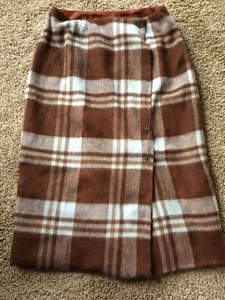 Plaid fleece skirt - Picture 1 of 6