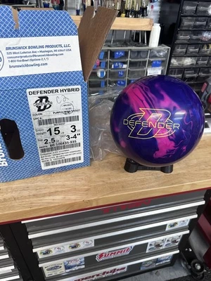 NEW - NIB 15lb Brunswick " DEFENDER HYBRID " UNDRILLED - NIB - Image 1 of 2