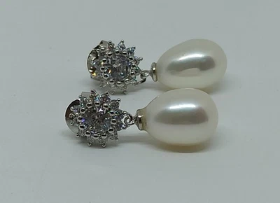 ORECCHINI IN ARGENTO 925 FIORE ZIRCONI E PERLA GOCCIA VERA (AMFO0451) - Immagine 1 di 3