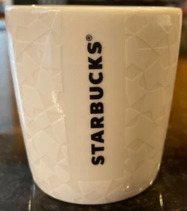 Starbucks Kaffee Keramik Schnapsglas Verkoster Mini Halbbecher Tasse weiß 2012 - Bild 1 von 7